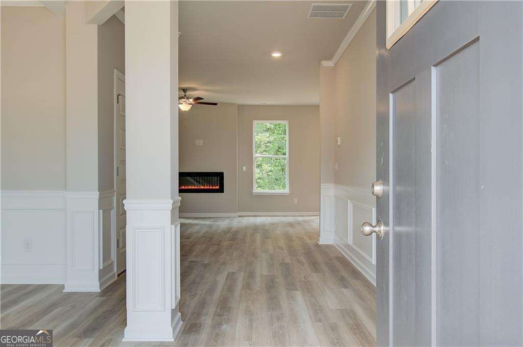 1152 Bodega Loop Property Photo 4
