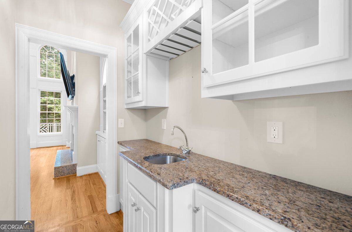 4556 Allen Park Path Property Photo 13