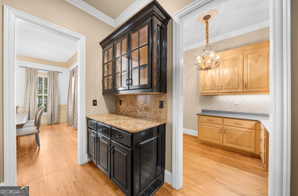 4556 Allen Park Path Property Photo 15