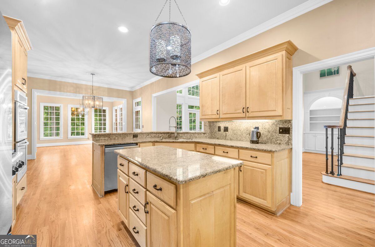 4556 Allen Park Path Property Photo 17