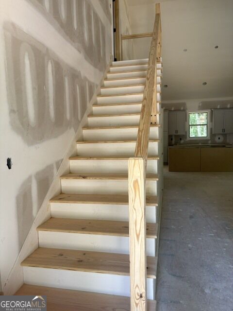 58 Creek Bend Point Property Photo 5