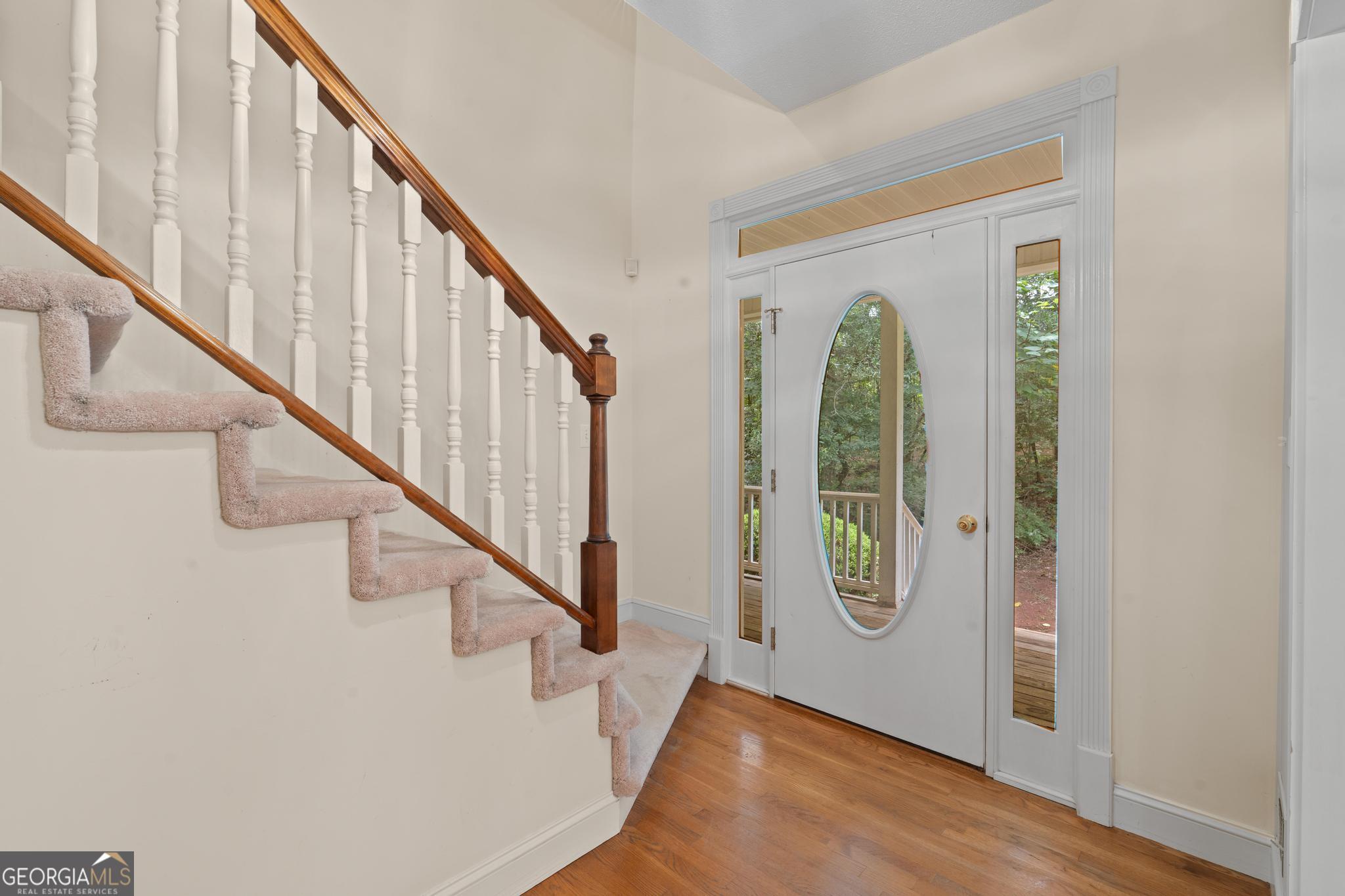 285 Hillview Road Property Photo 3