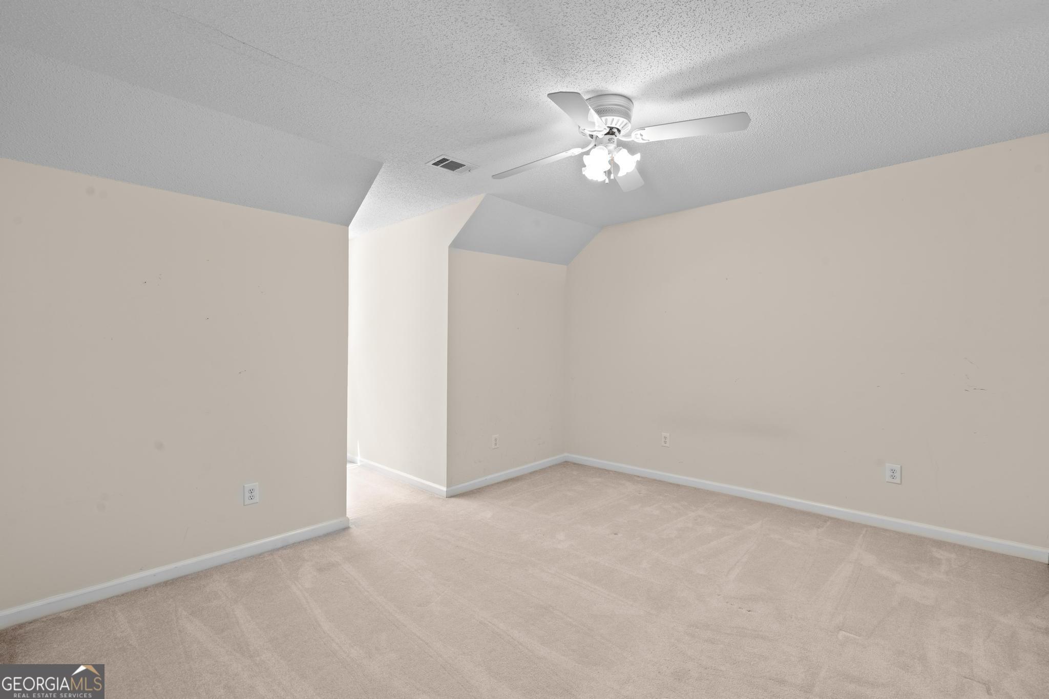 285 Hillview Road Property Photo 33