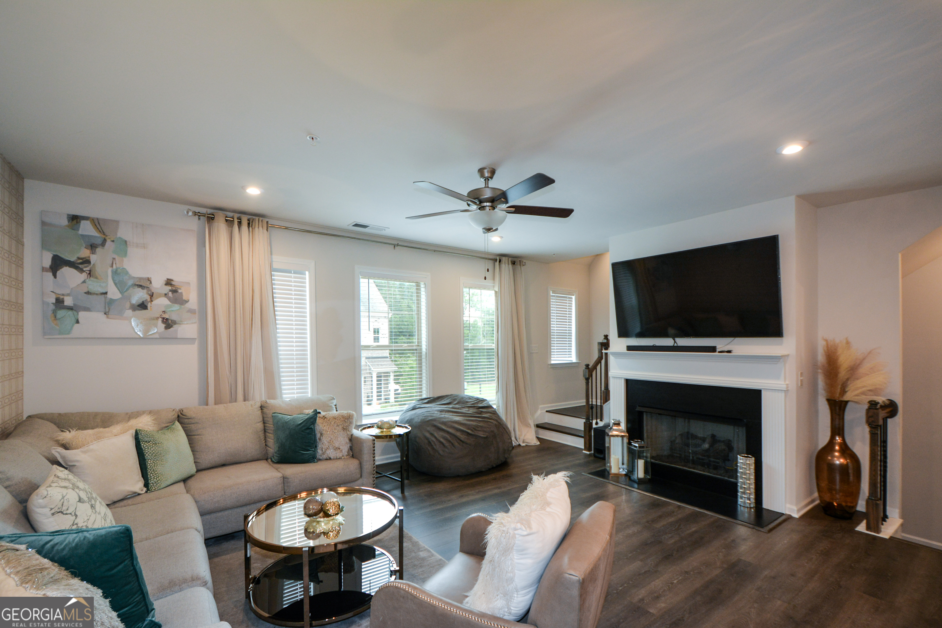 6605 Brooklyn Court Se Property Photo 6