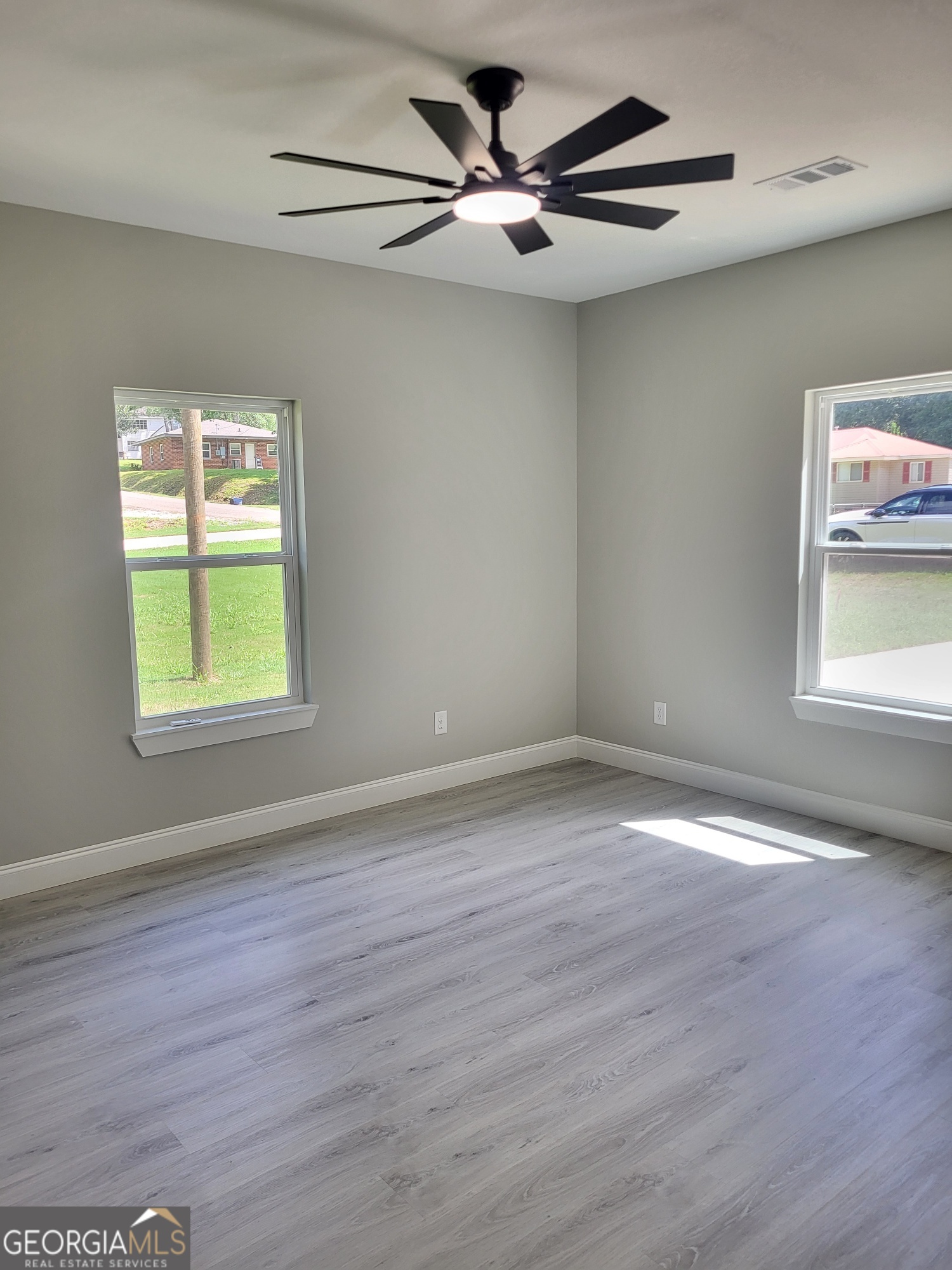 4305 22nd Avenue Property Photo 16
