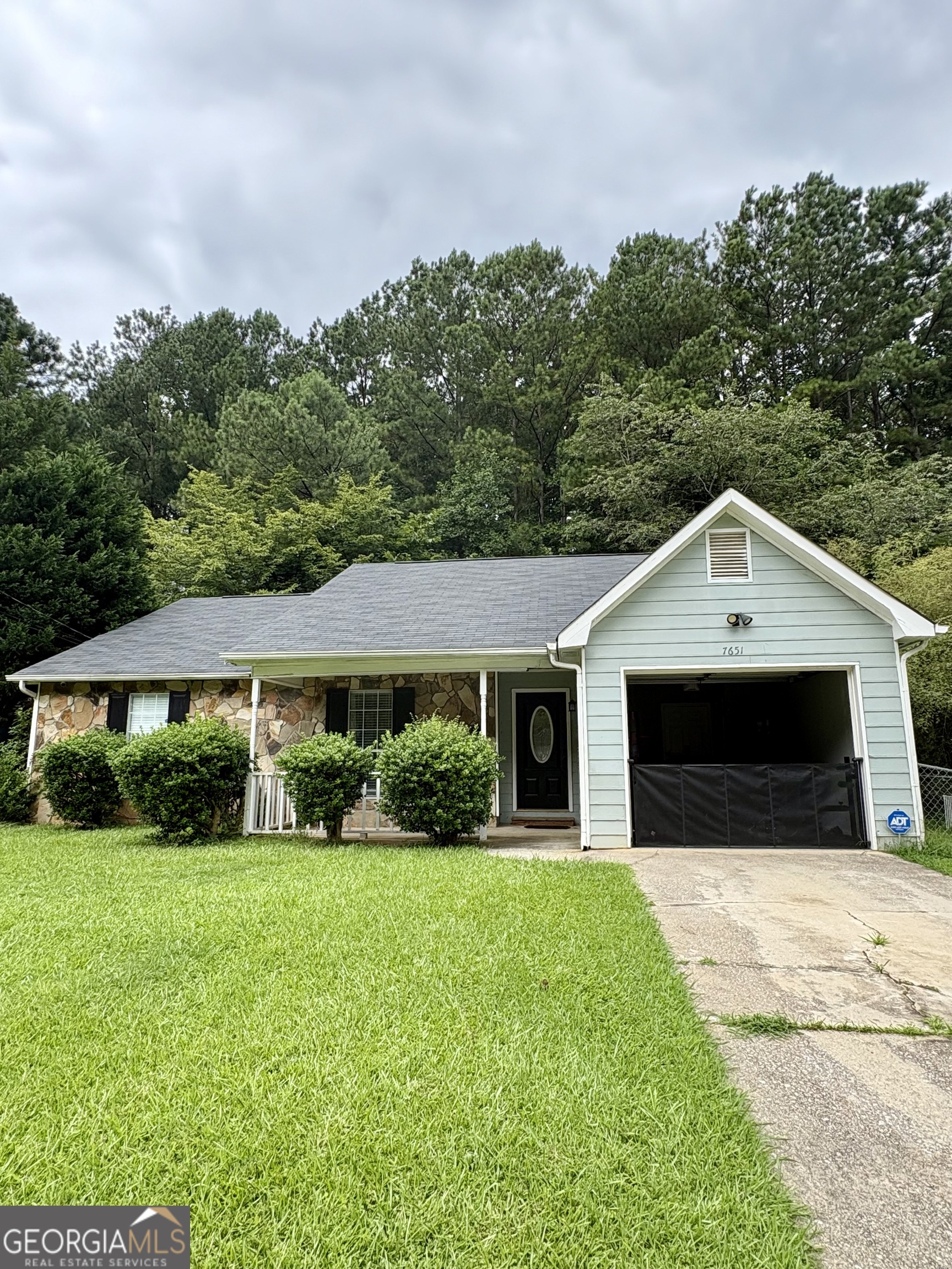 7651 Antebellum Lane Property Photo 1