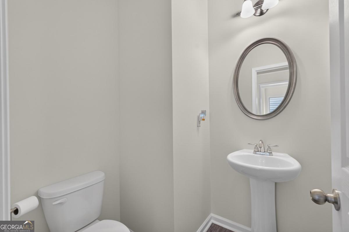 6095 Overleaf Terrace Property Photo 16