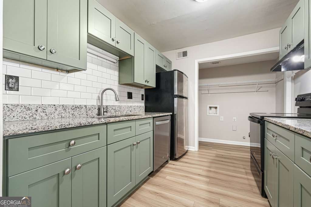 702 Augusta Drive Se Property Photo 18
