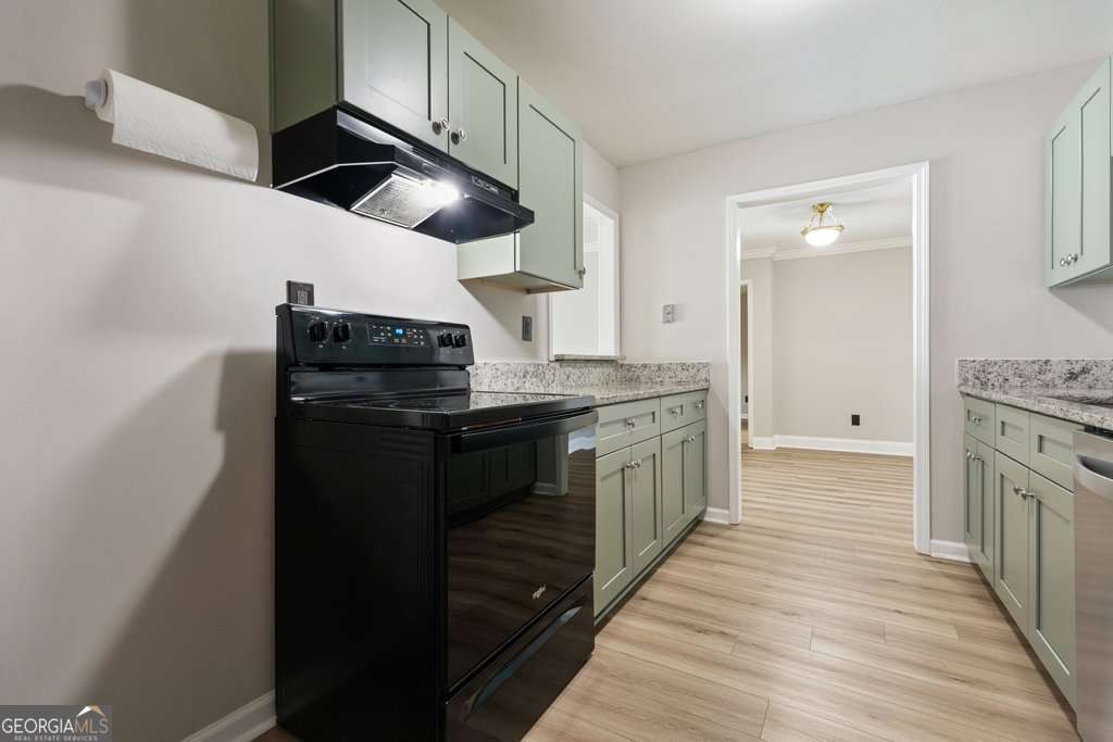 702 Augusta Drive Se Property Photo 20
