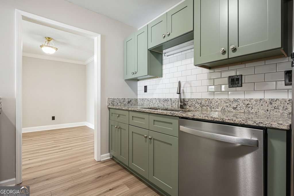 702 Augusta Drive Se Property Photo 21