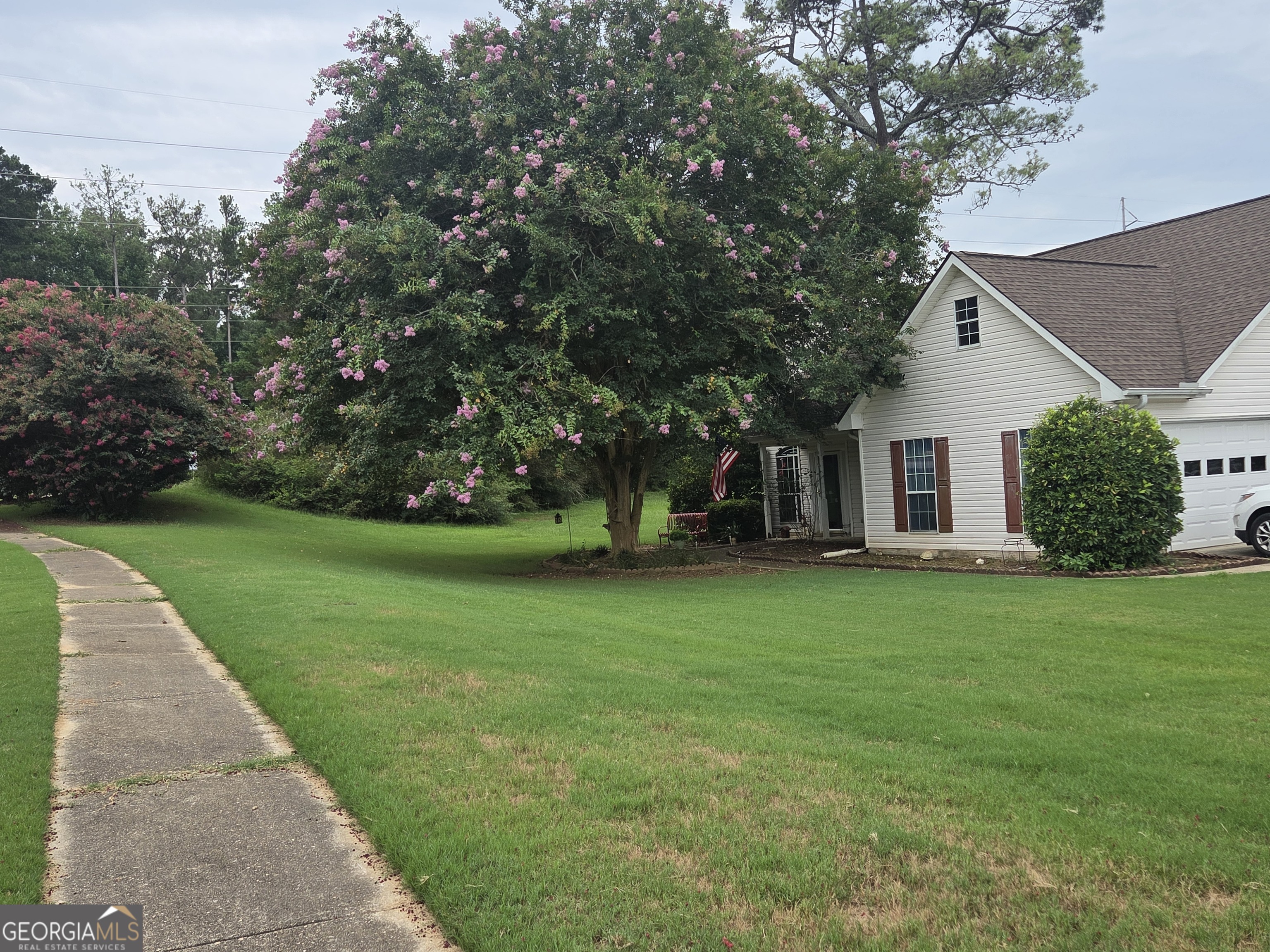 9 Dogwood Ridge Property Photo 2