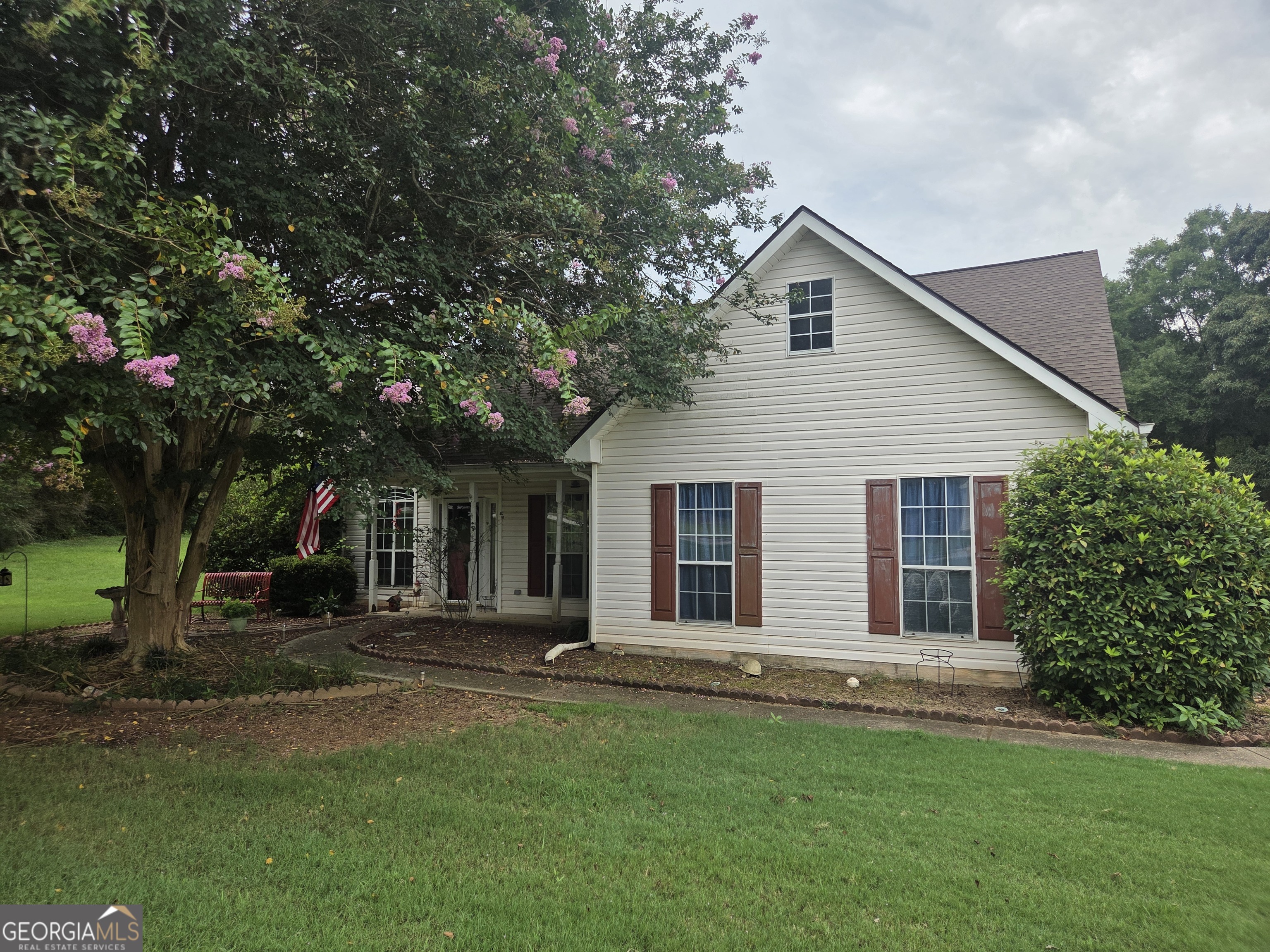 9 Dogwood Ridge Property Photo 3