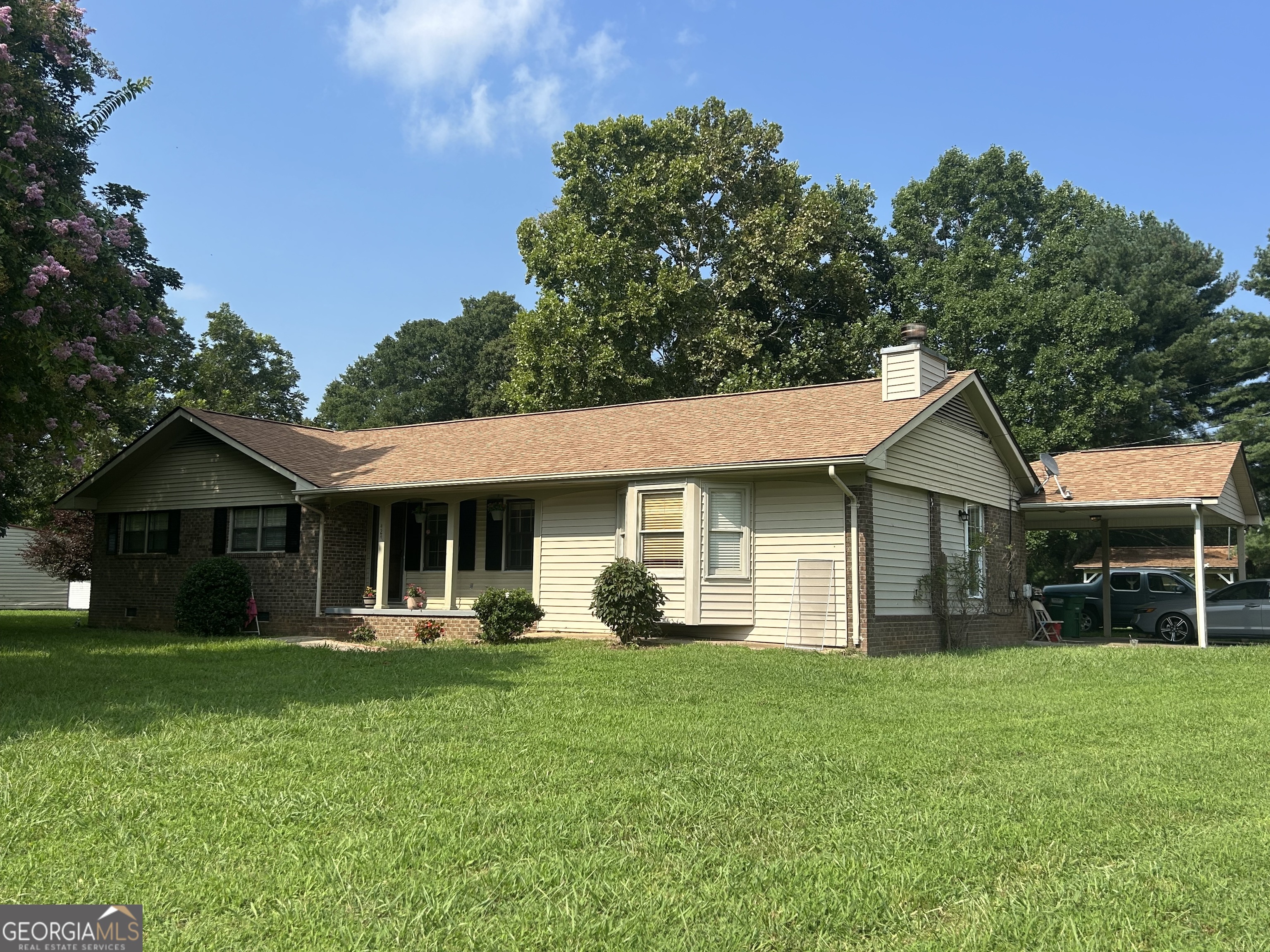 424 Rehoboth Road Property Photo 2
