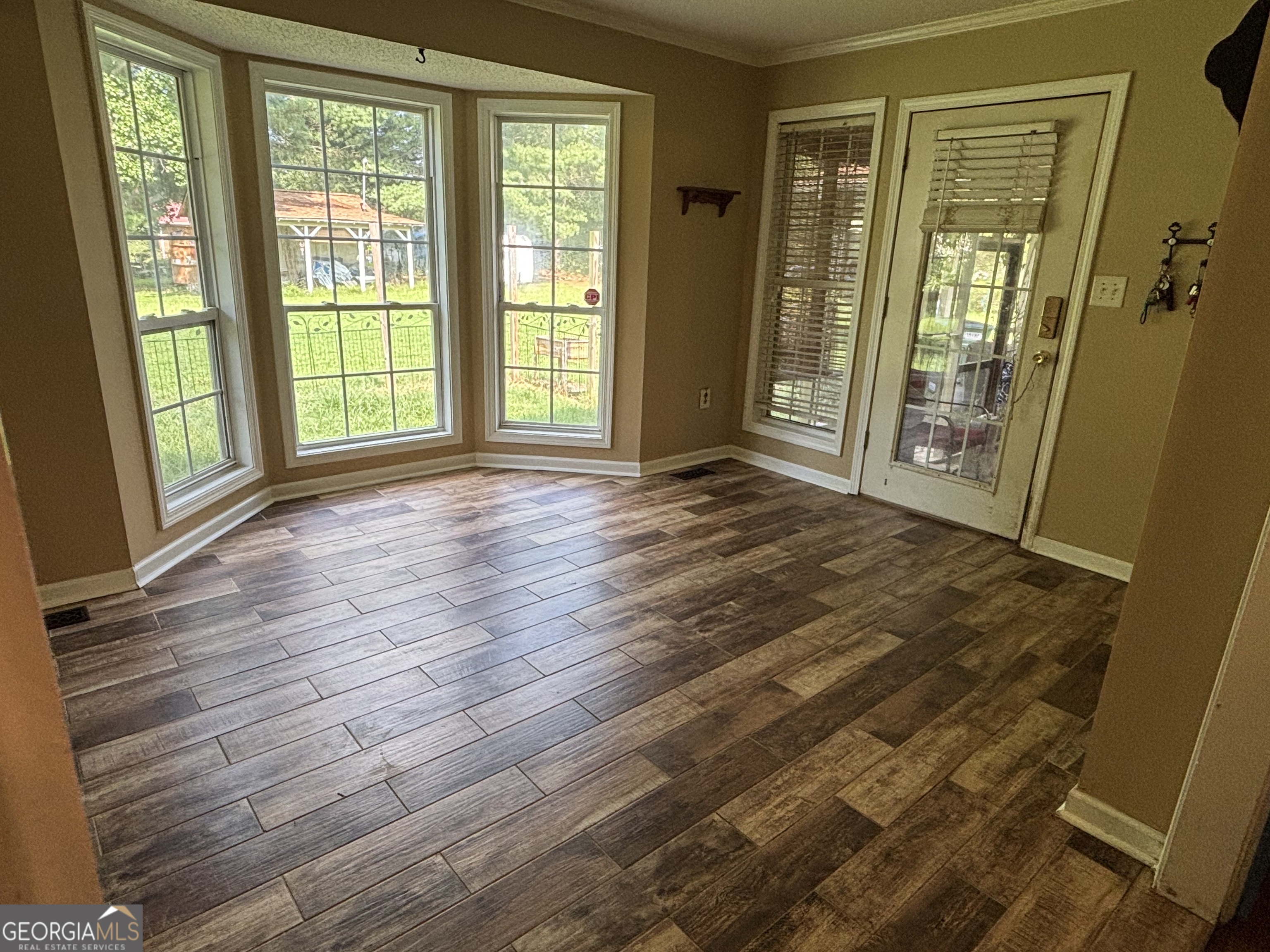424 Rehoboth Road Property Photo 10