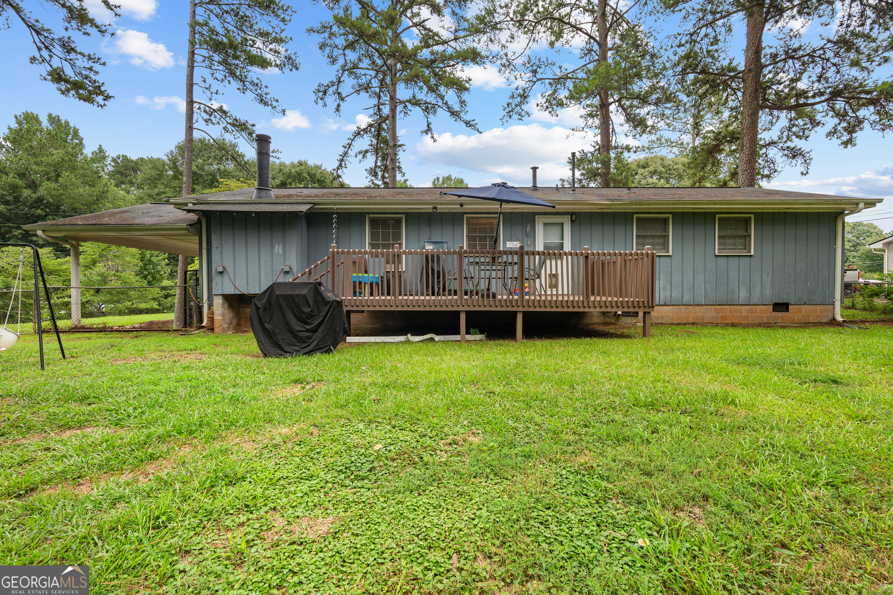 859 King Drive Se Property Photo 33