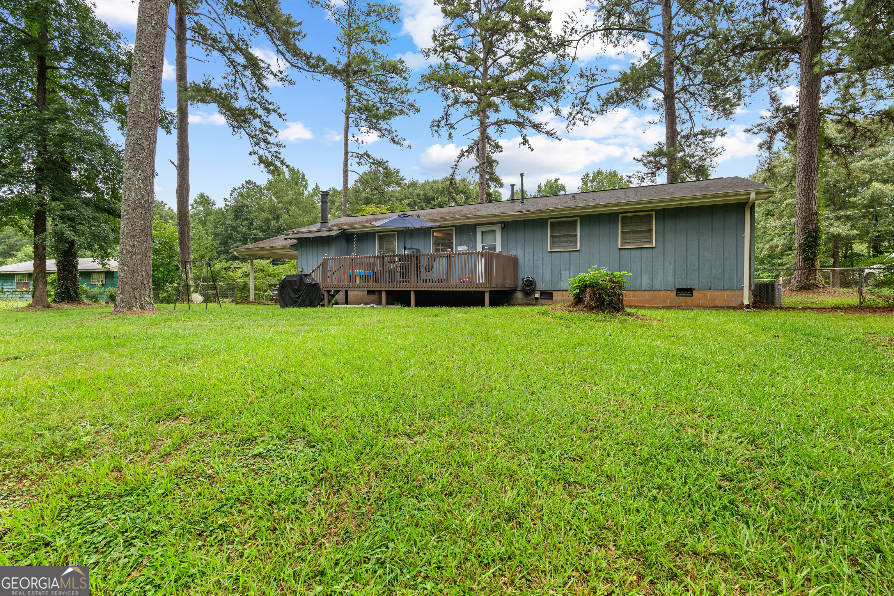 859 King Drive Se Property Photo 34