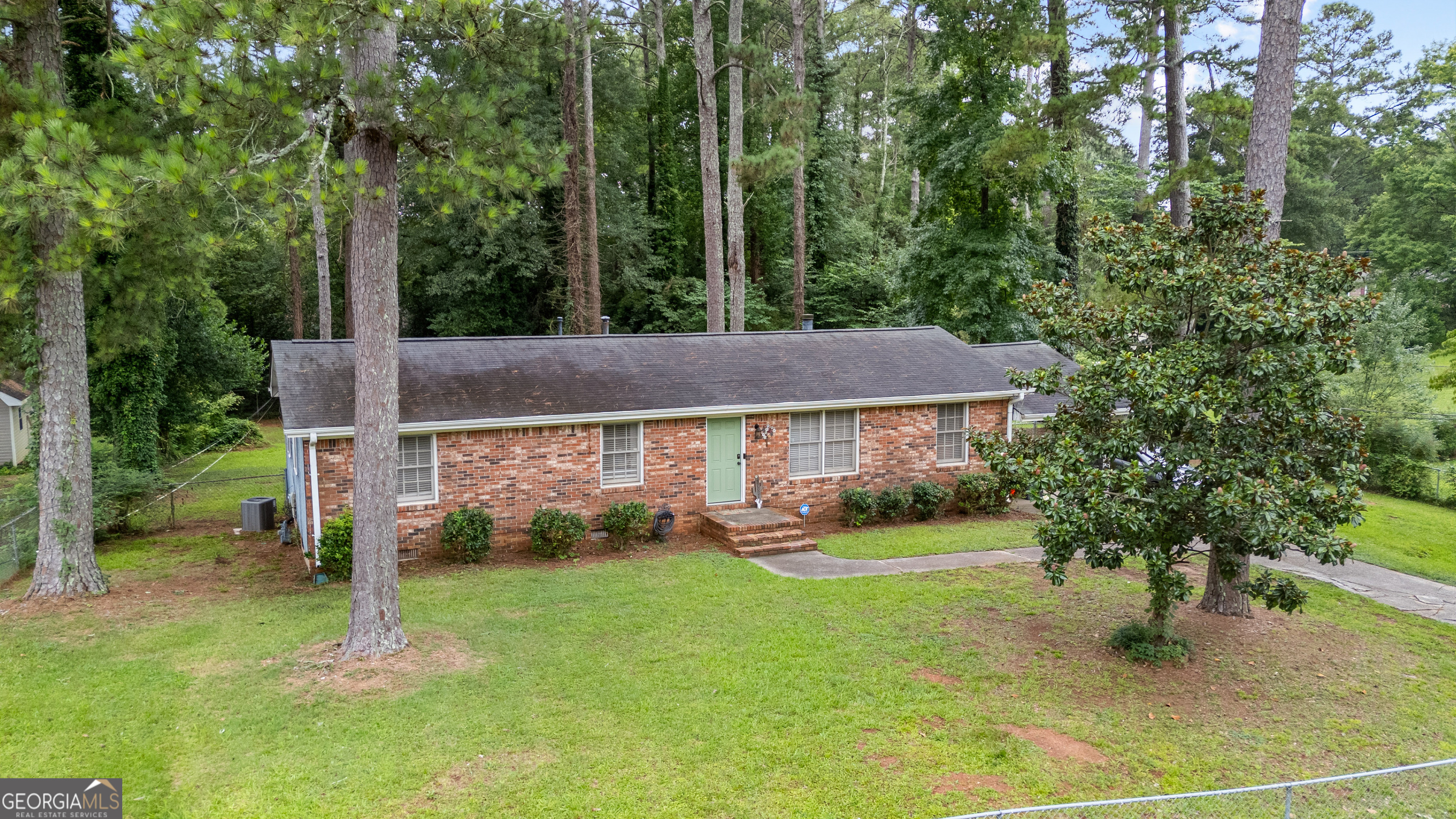 859 King Drive Se Property Photo 39