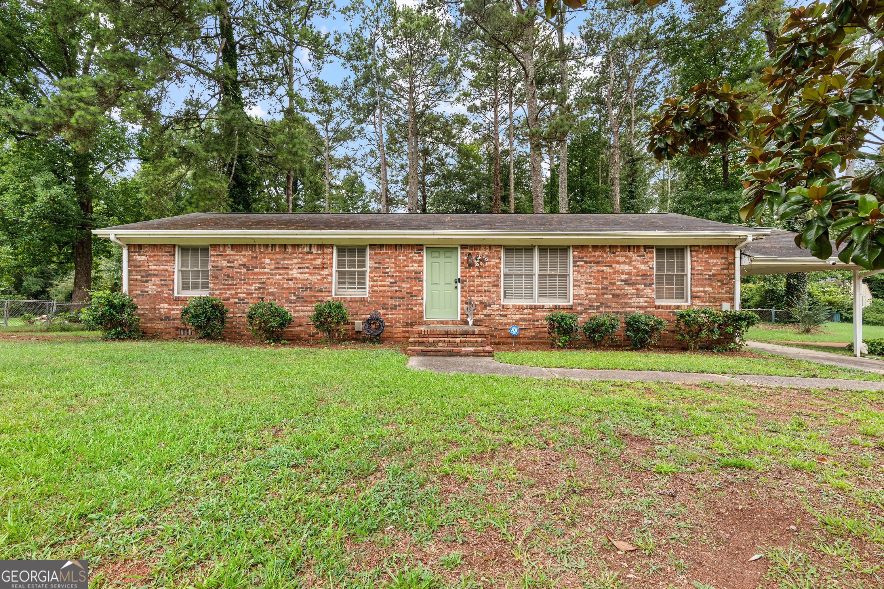 859 King Drive Se Property Photo 43