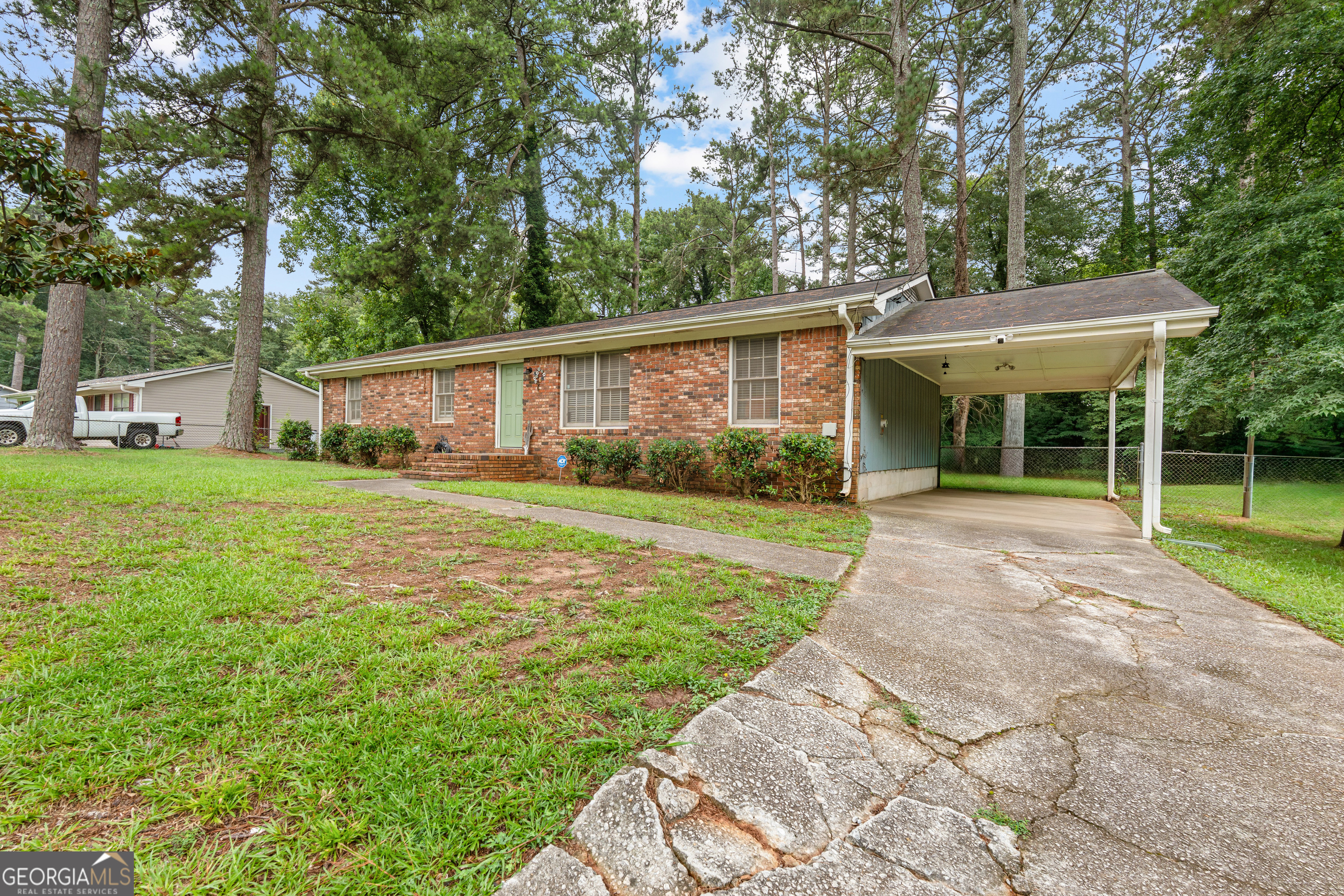 859 King Drive Se Property Photo 44