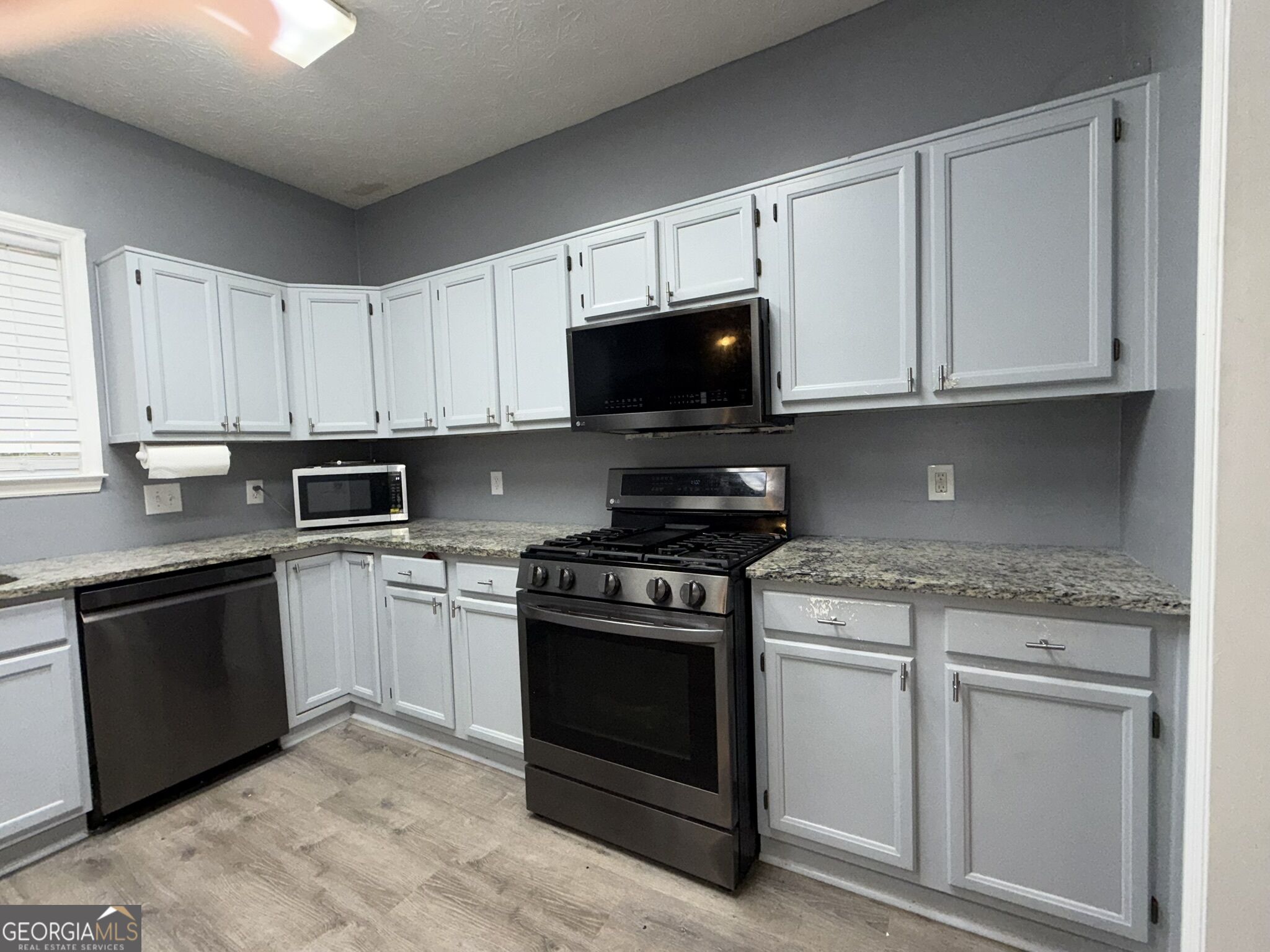 595 Mountain Harbor Property Photo 6