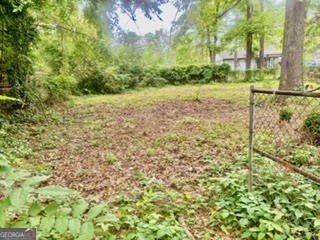 562 Roxbury Drive Property Photo 3