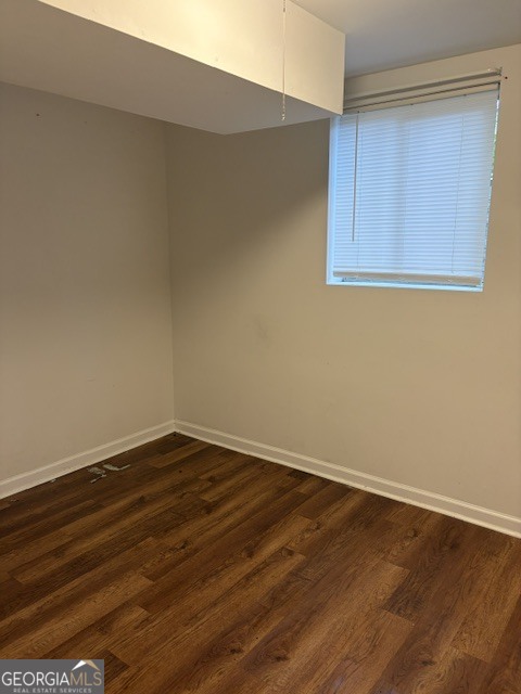562 Roxbury Drive Property Photo 23