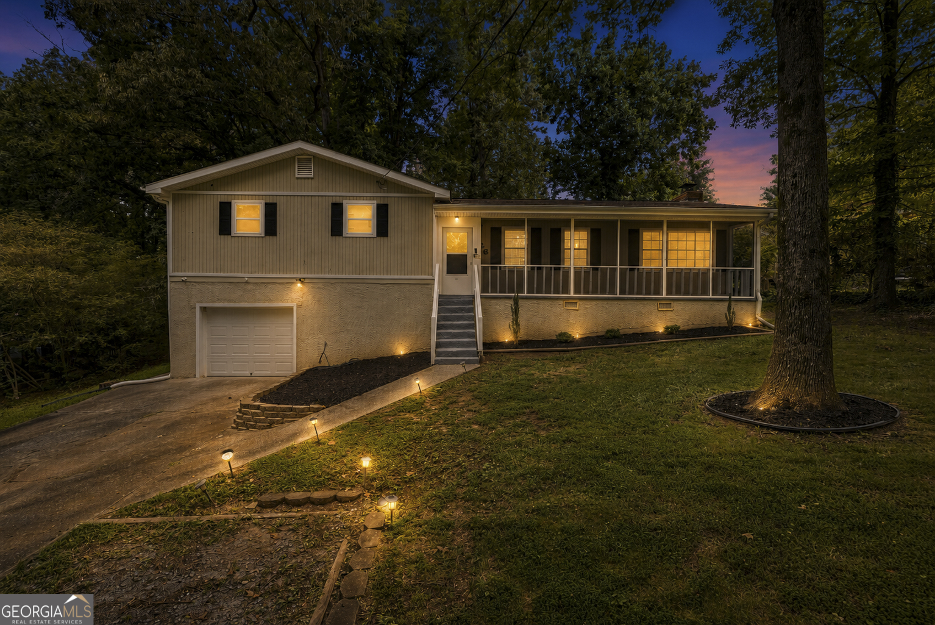 326 Princess Avenue Property Photo 2