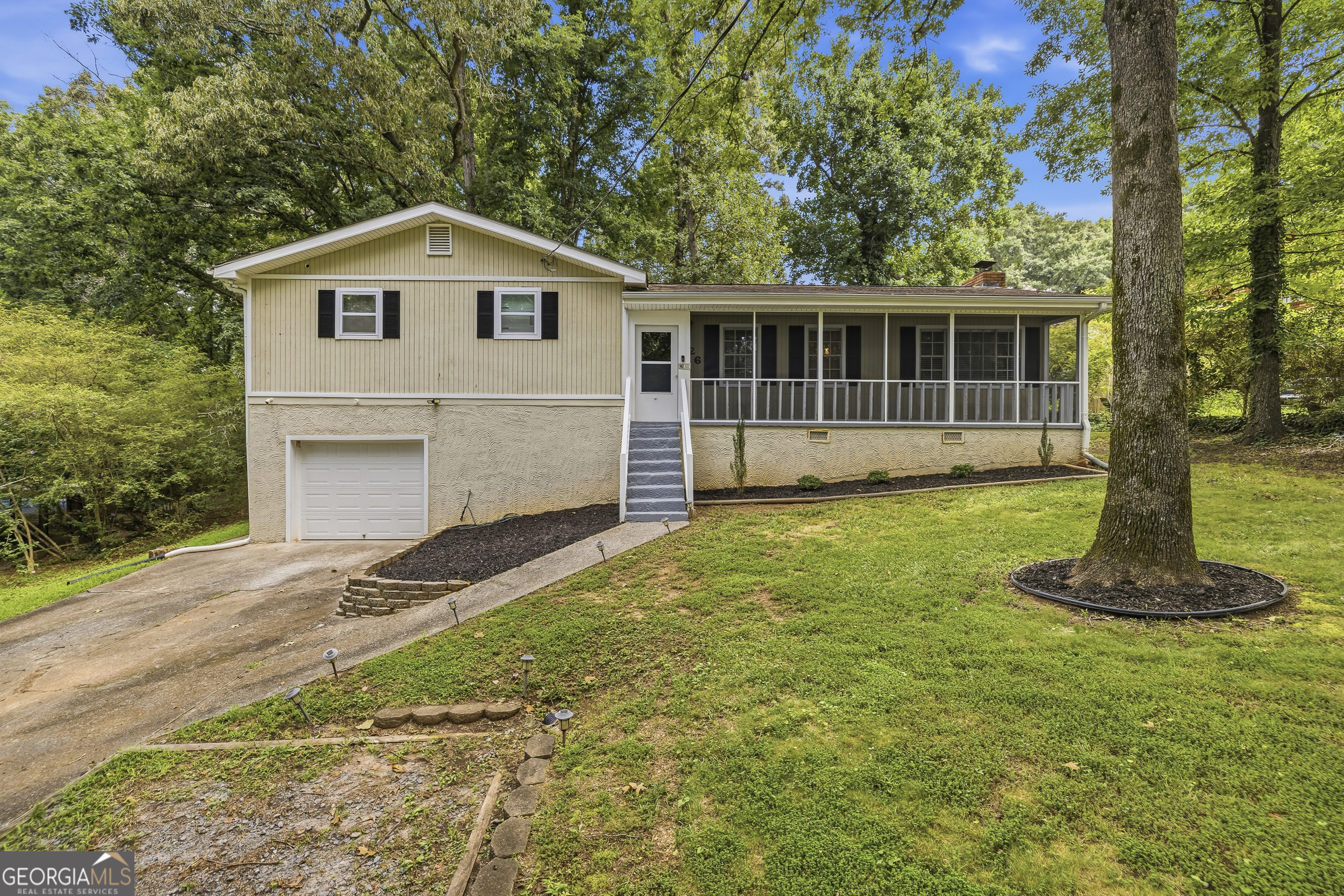 326 Princess Avenue Property Photo 3