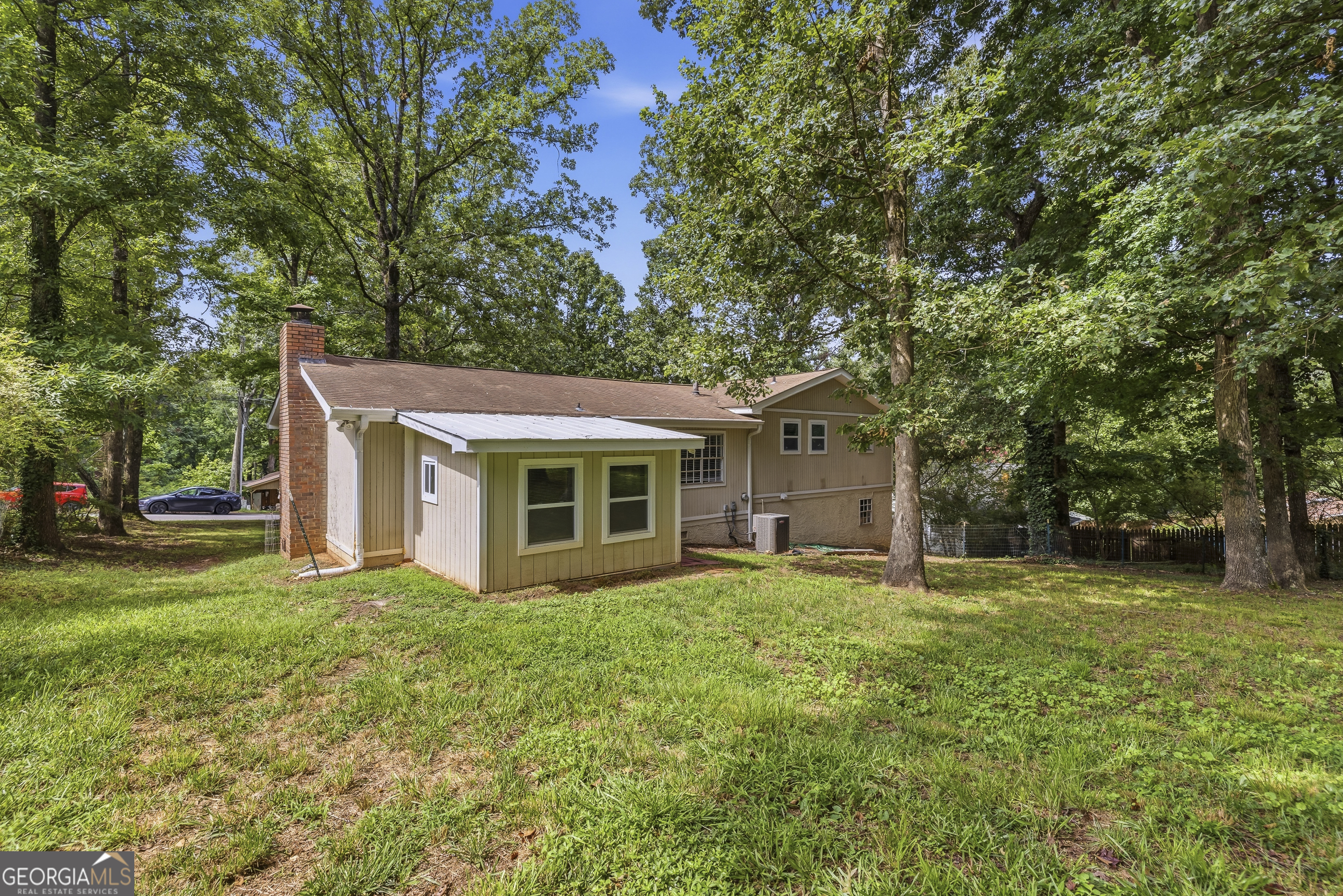 326 Princess Avenue Property Photo 43