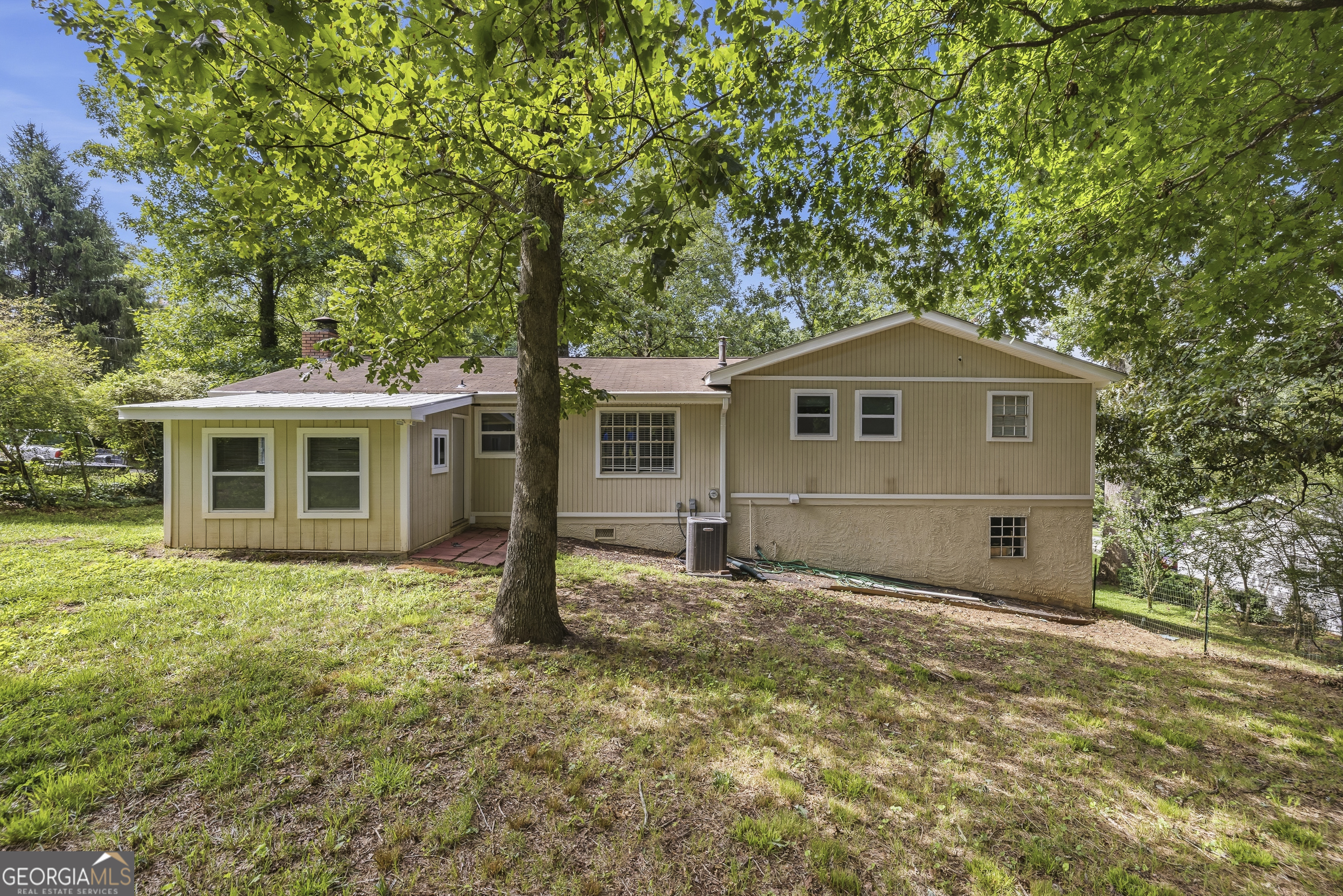 326 Princess Avenue Property Photo 44