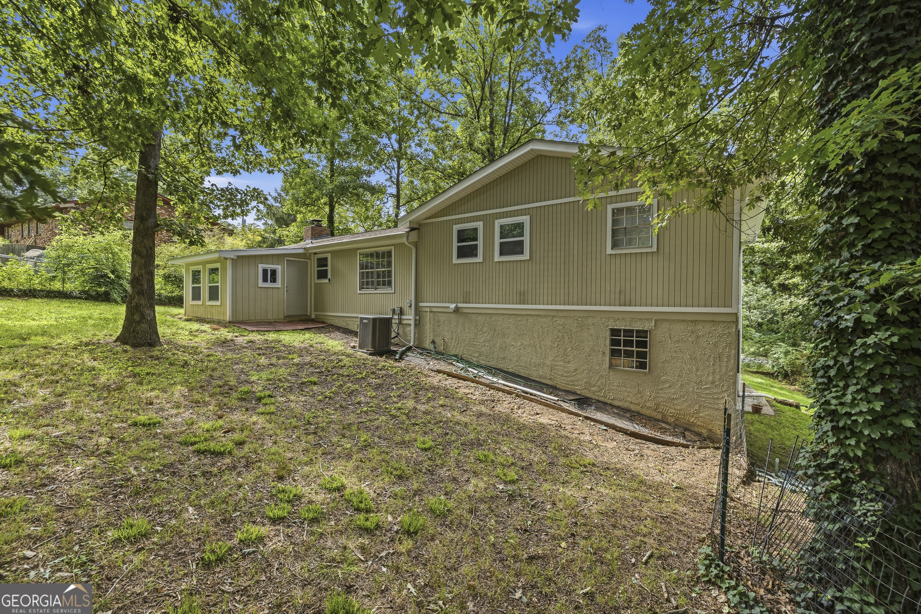 326 Princess Avenue Property Photo 45
