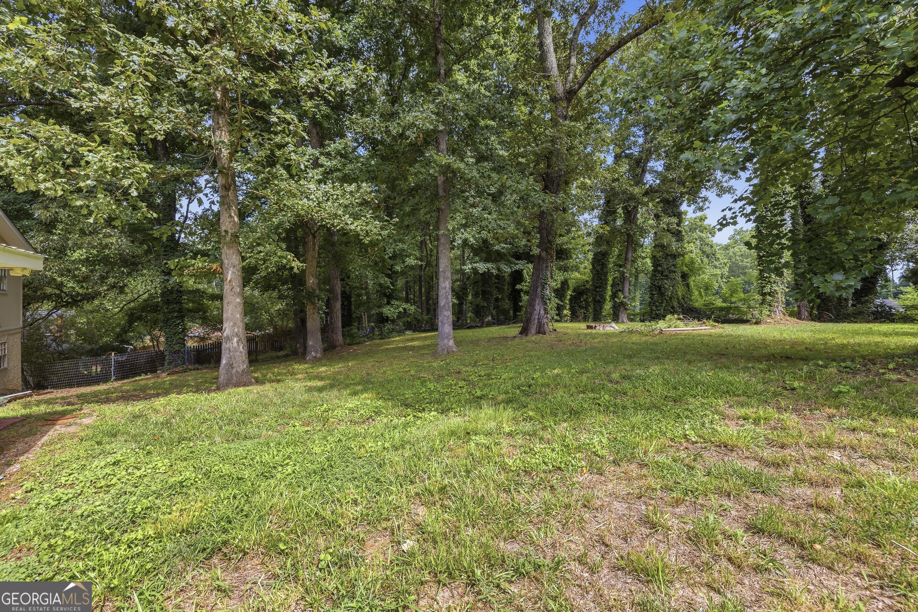 326 Princess Avenue Property Photo 48