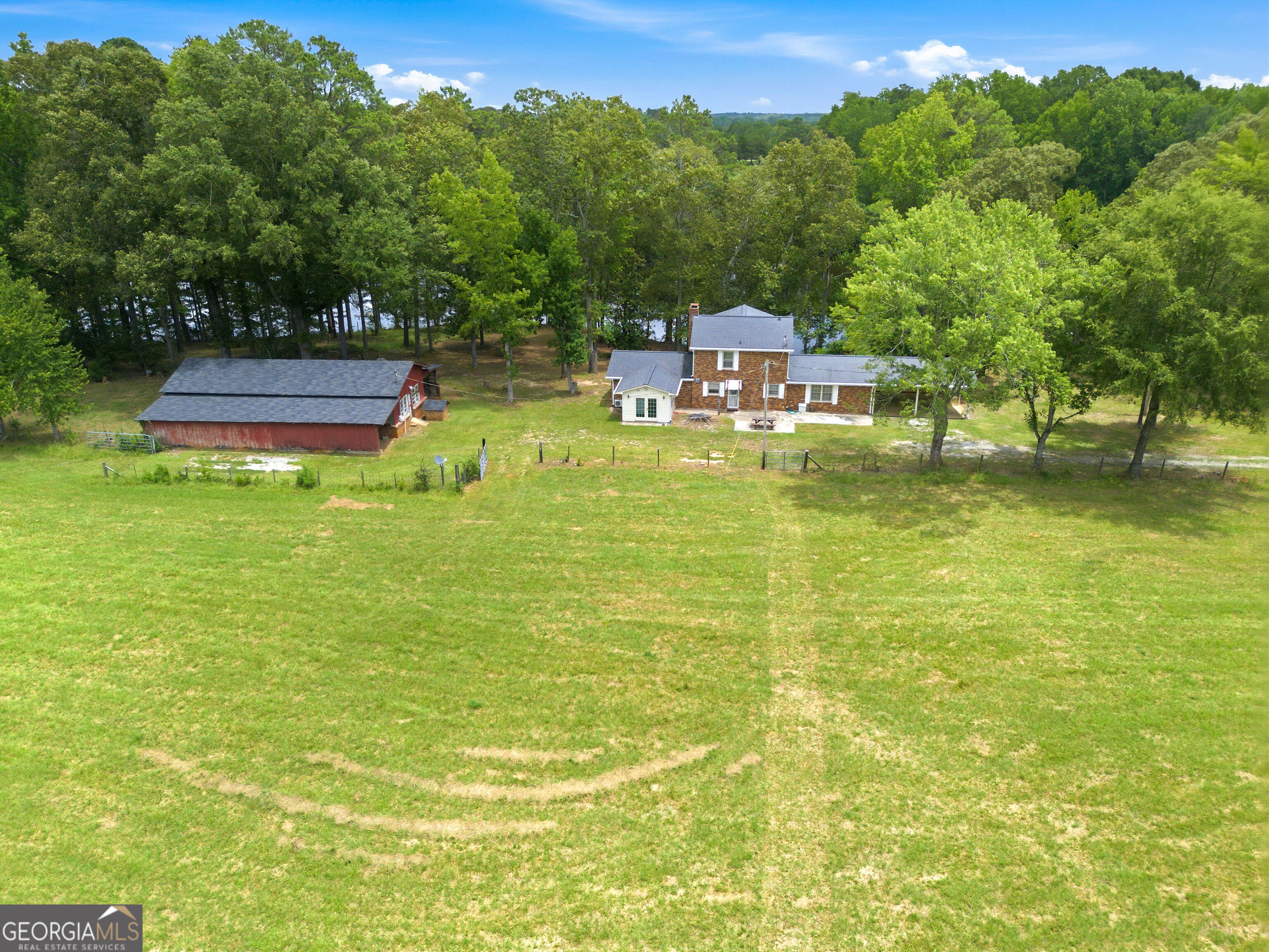 607 Grant Road Property Photo 10