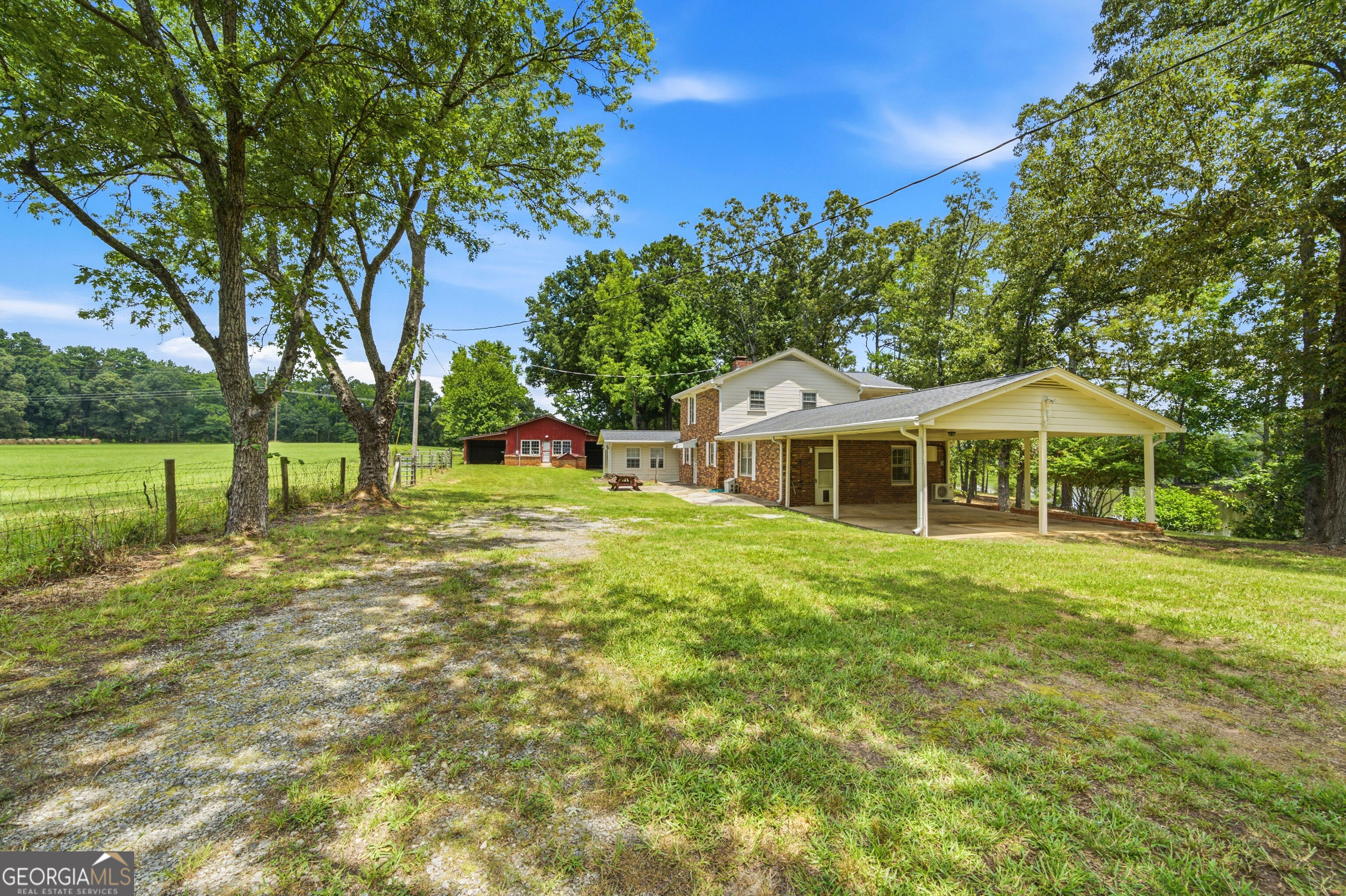 607 Grant Road Property Photo 24