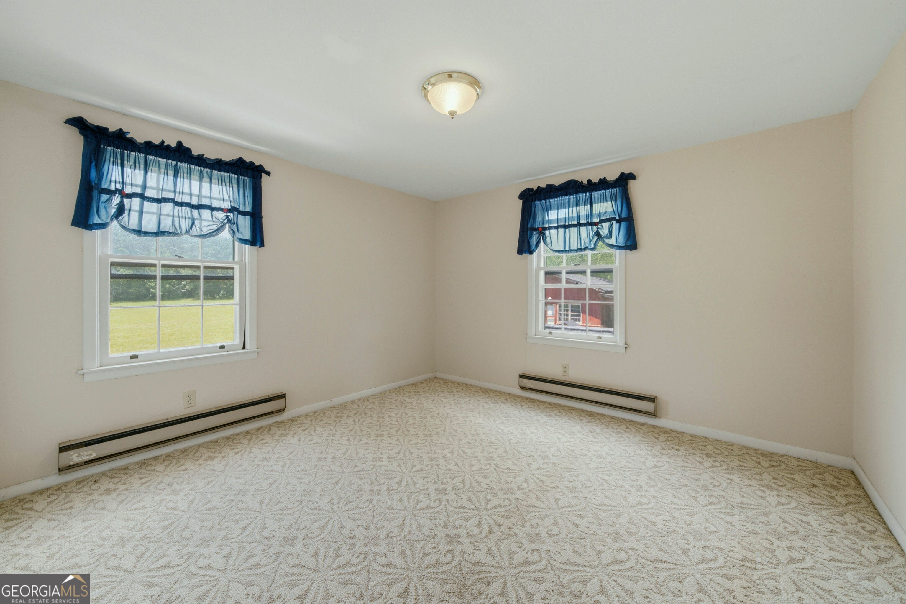 607 Grant Road Property Photo 37