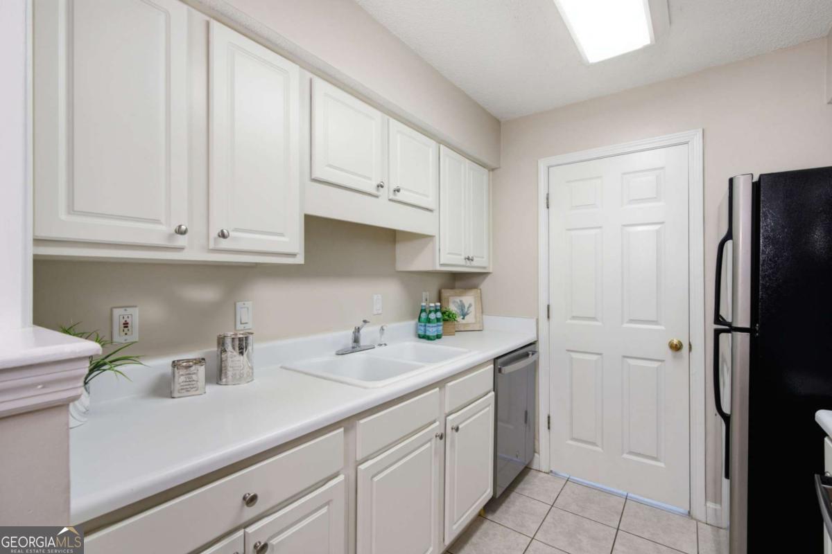 1016 Wingate Way # 1016 Property Photo 16