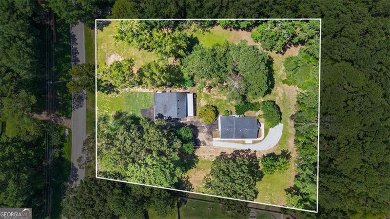 724 Cowan Road Se Property Photo 3