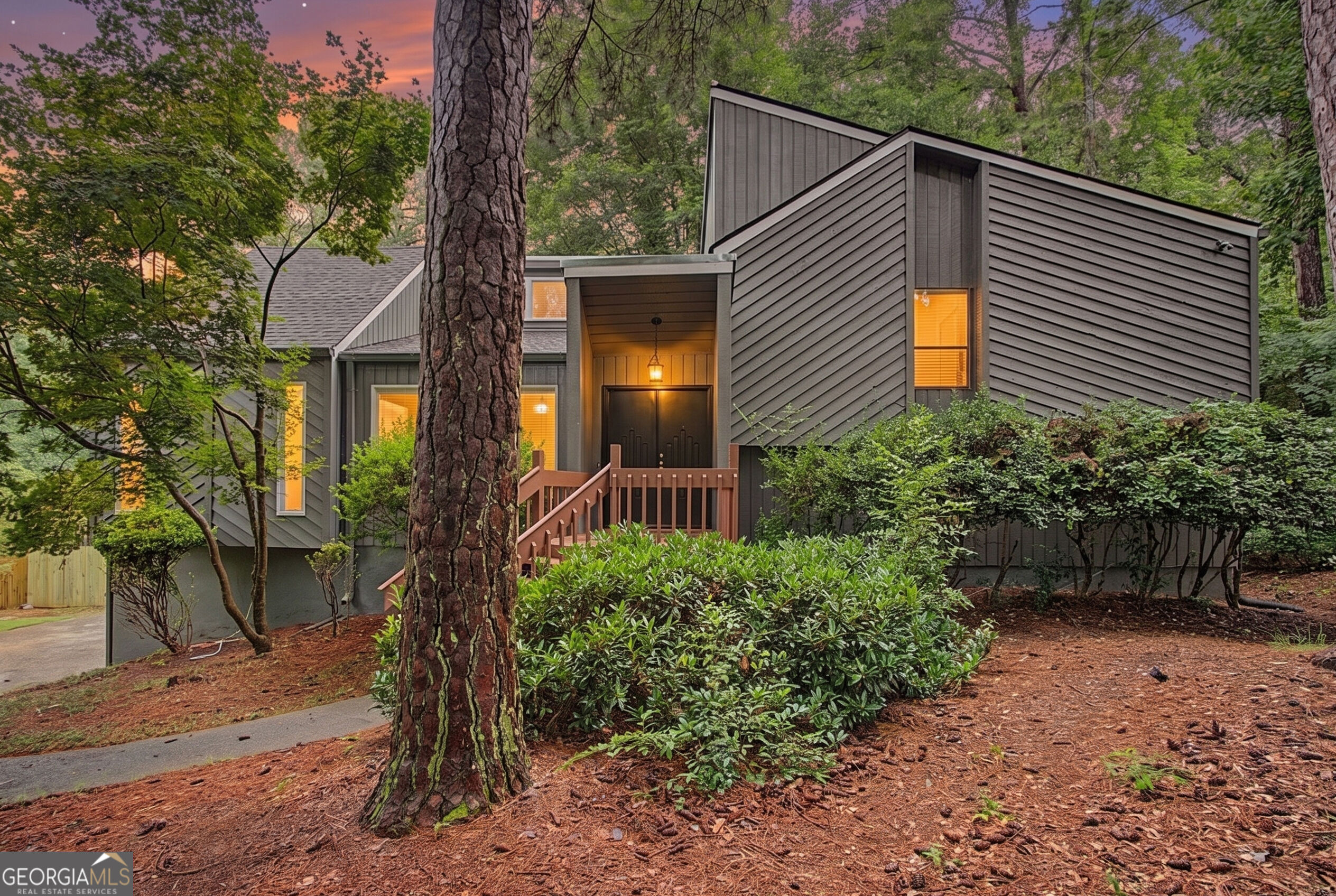 10780 Shagbark Trail