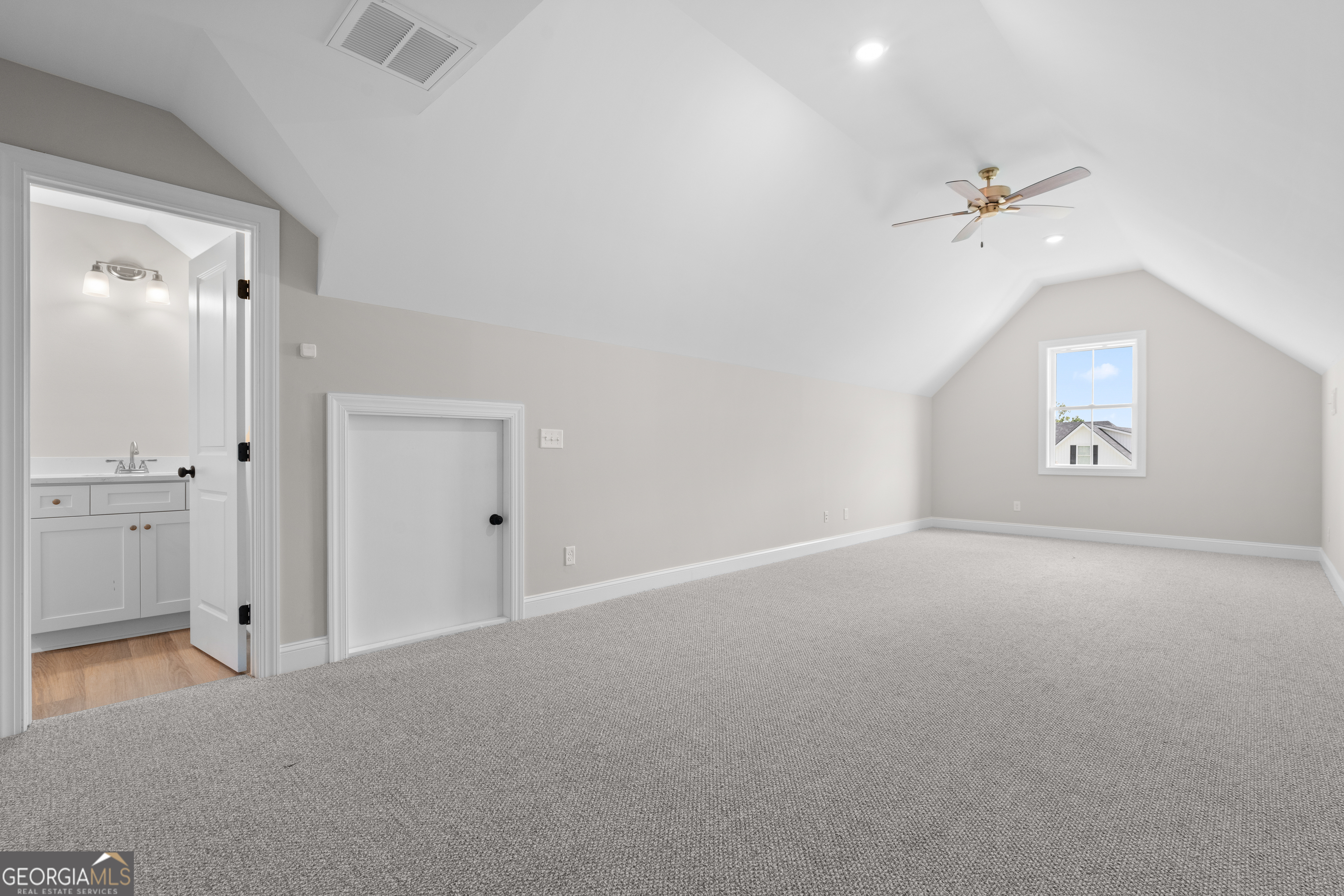 3 Honeysuckle Drive Property Photo 25