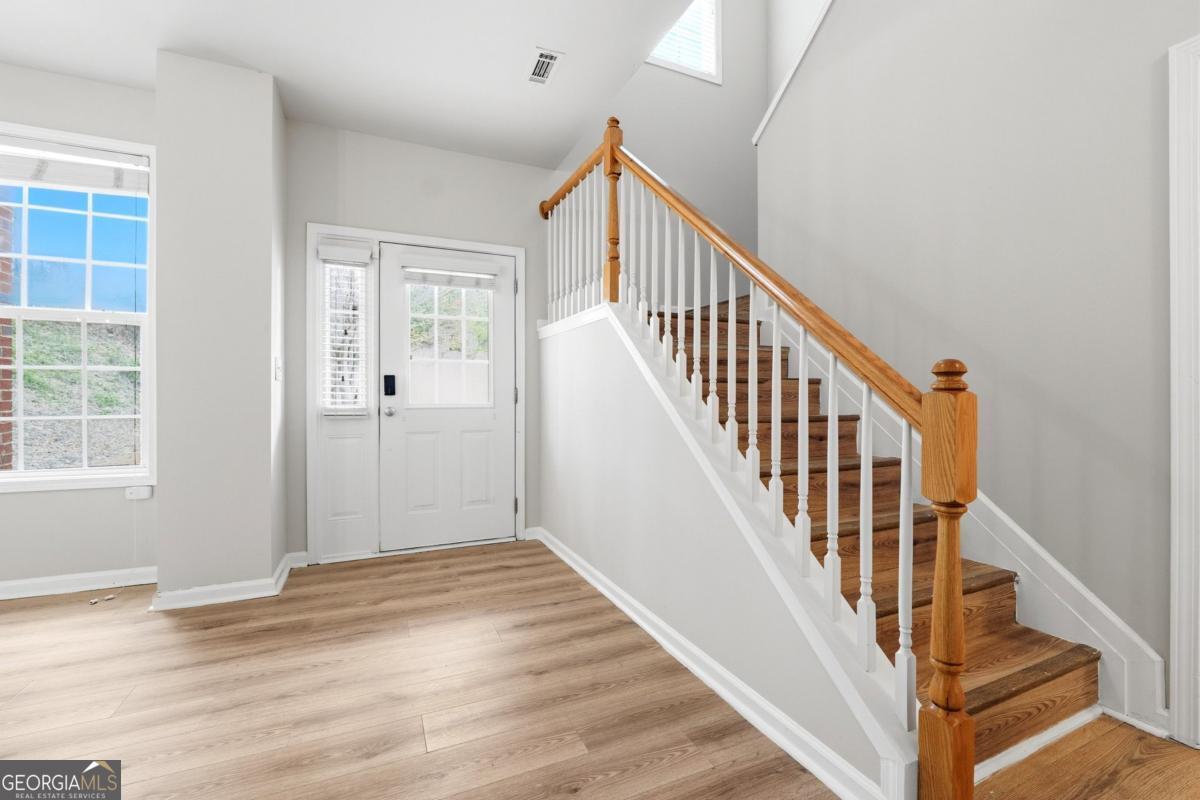 1006 Ivydale Circle Property Photo 11