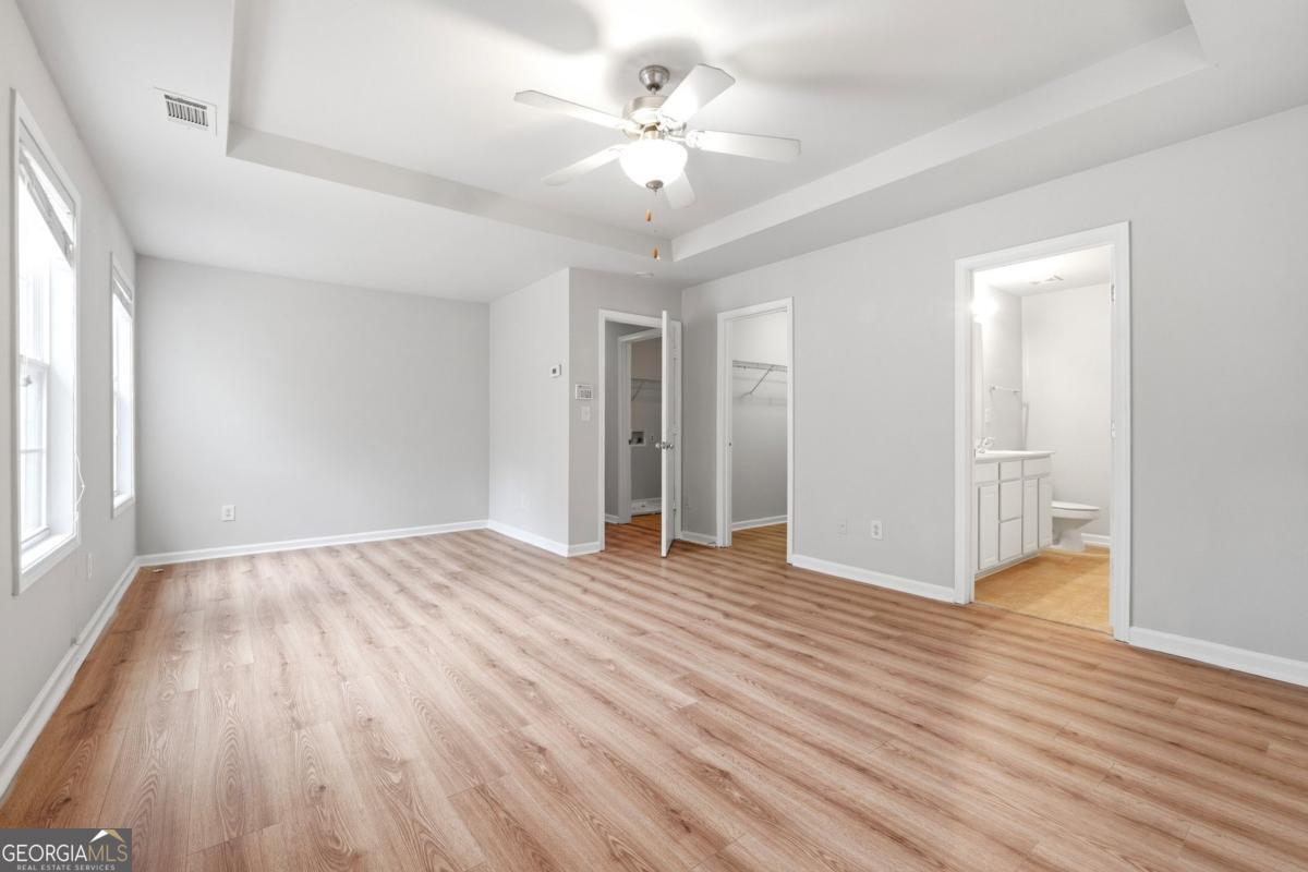 1006 Ivydale Circle Property Photo 13