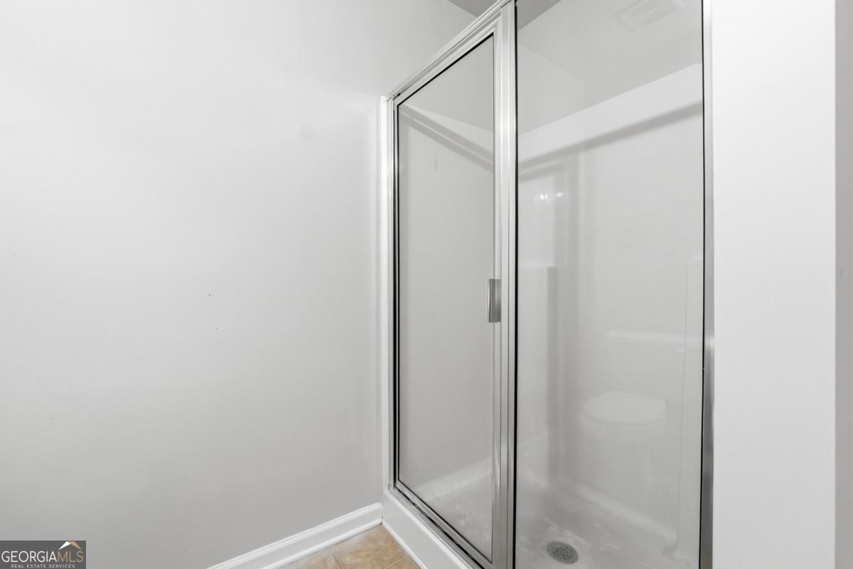 1006 Ivydale Circle Property Photo 17