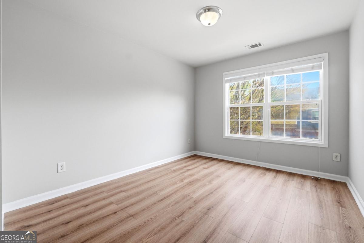 1006 Ivydale Circle Property Photo 18