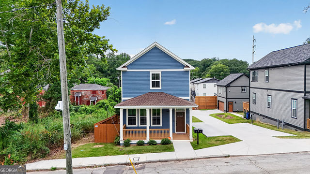396 Lindsay Street Nw Property Photo 1