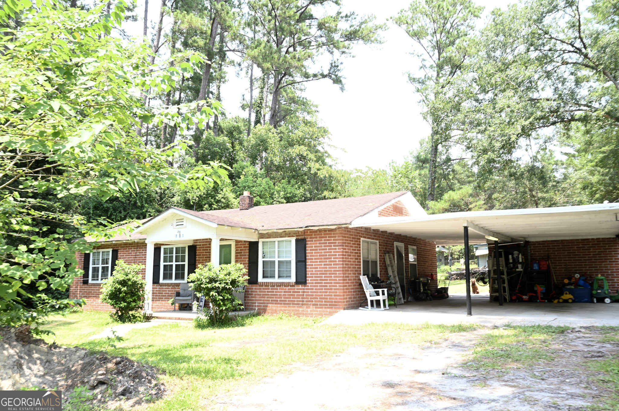 610 Poplar Street Property Photo 1