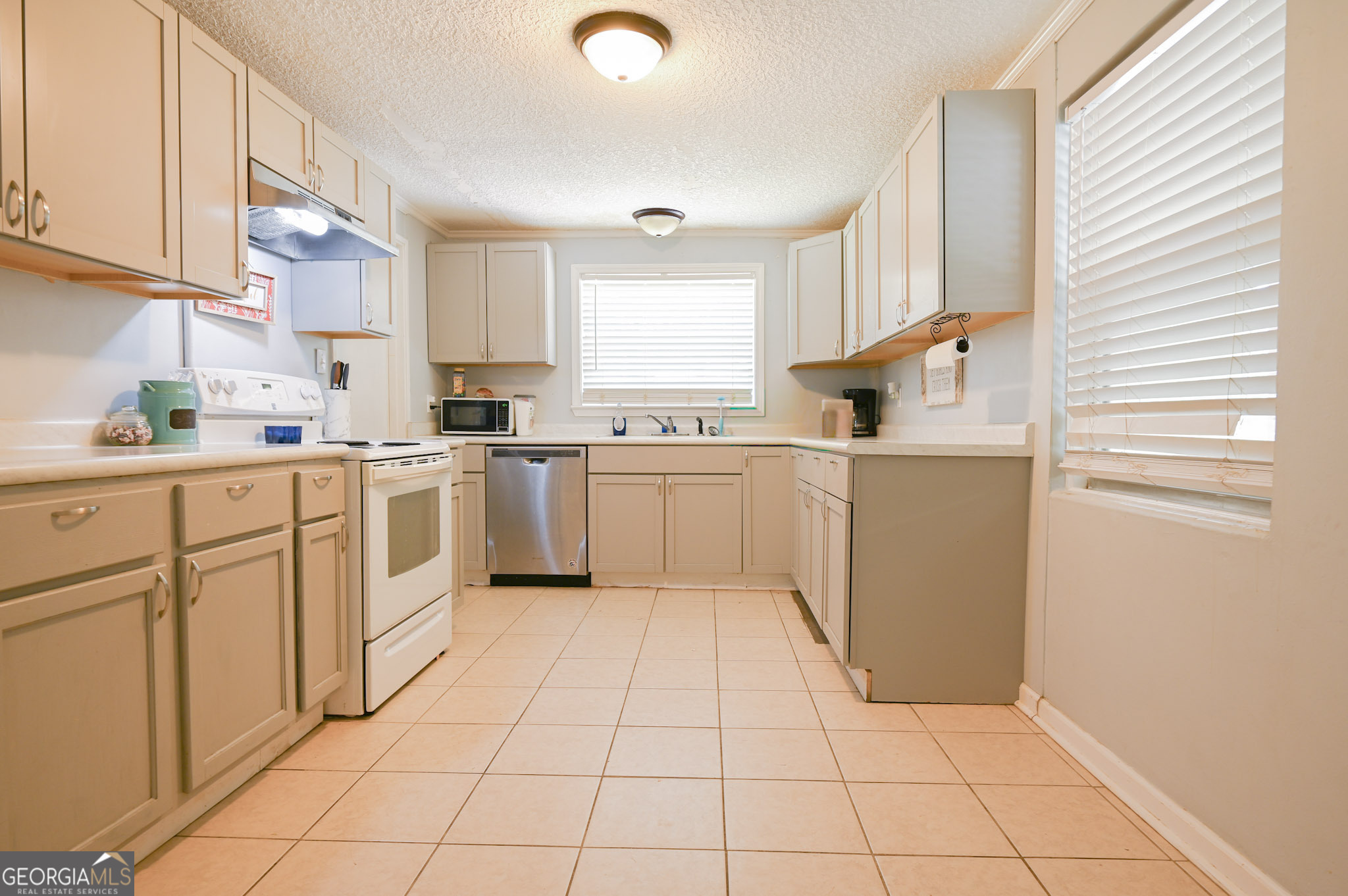 610 Poplar Street Property Photo 11