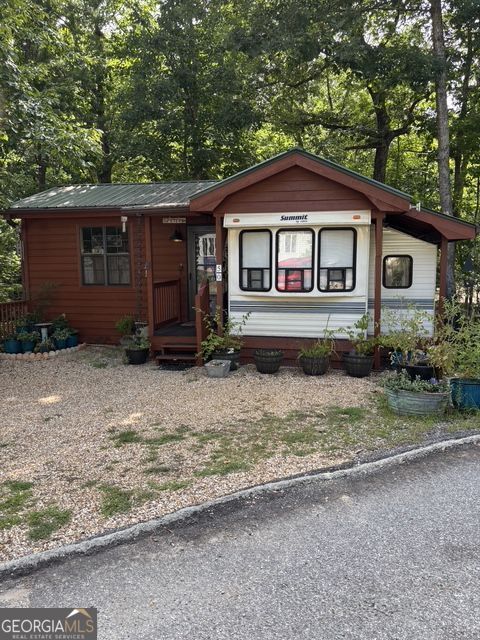 50 Rocky Lane Property Photo 3