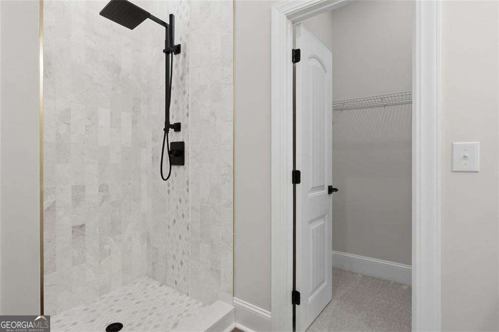 2107 E Haven Drive Ne Property Photo 19