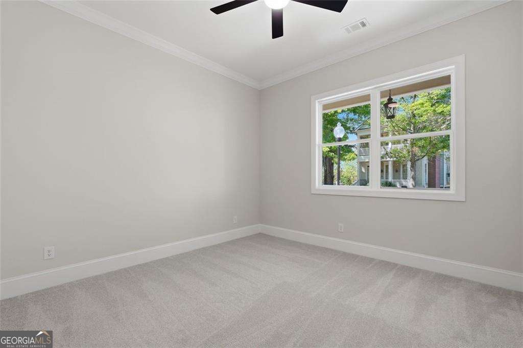 2107 E Haven Drive Ne Property Photo 22