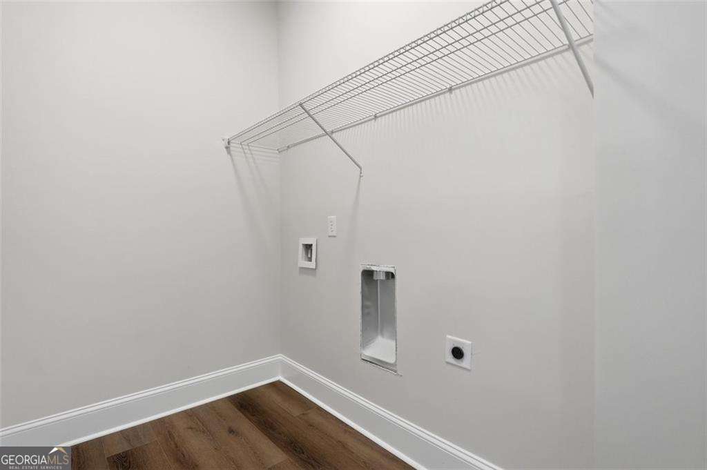 2107 E Haven Drive Ne Property Photo 25